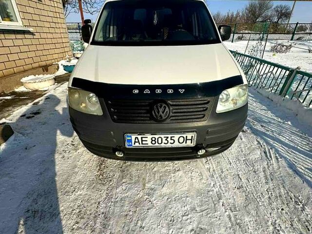 Белый Фольксваген Кадди, объемом двигателя 1.9 л и пробегом 420 тыс. км за 4000 $, фото 1 на Automoto.ua