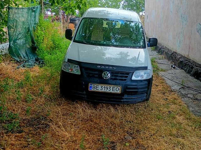 Белый Фольксваген Кадди, объемом двигателя 1.9 л и пробегом 254 тыс. км за 4500 $, фото 1 на Automoto.ua