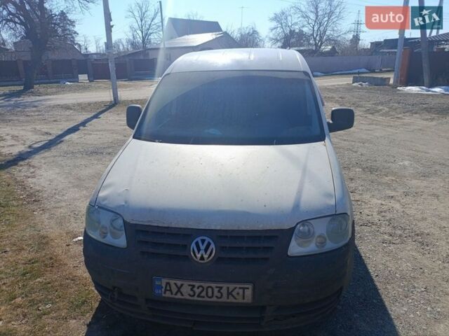 Белый Фольксваген Кадди, объемом двигателя 1.97 л и пробегом 510 тыс. км за 2500 $, фото 1 на Automoto.ua