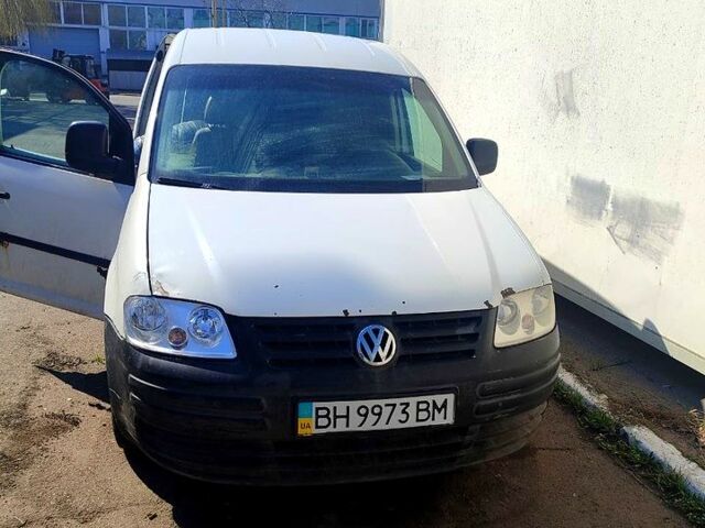 Белый Фольксваген Кадди, объемом двигателя 2 л и пробегом 397 тыс. км за 1100 $, фото 1 на Automoto.ua
