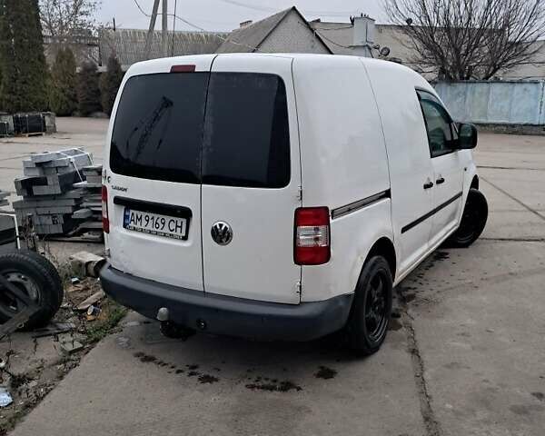 Белый Фольксваген Кадди, объемом двигателя 1.4 л и пробегом 400 тыс. км за 3300 $, фото 1 на Automoto.ua