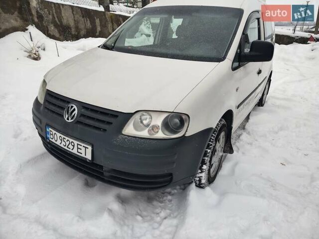 Белый Фольксваген Кадди, объемом двигателя 1.9 л и пробегом 410 тыс. км за 4500 $, фото 1 на Automoto.ua