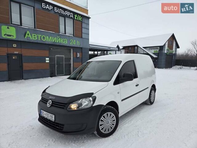 Белый Фольксваген Кадди, объемом двигателя 1.6 л и пробегом 144 тыс. км за 7700 $, фото 1 на Automoto.ua