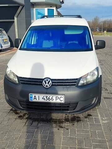 Білий Фольксваген Кадді, об'ємом двигуна 1.6 л та пробігом 318 тис. км за 8300 $, фото 1 на Automoto.ua