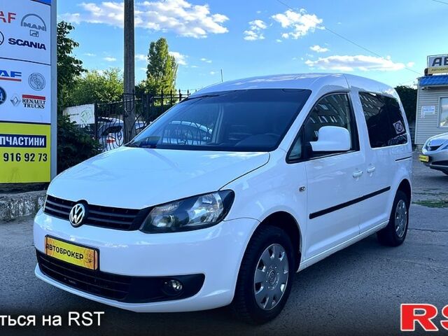 Белый Фольксваген Кадди, объемом двигателя 1.6 л и пробегом 223 тыс. км за 9700 $, фото 1 на Automoto.ua