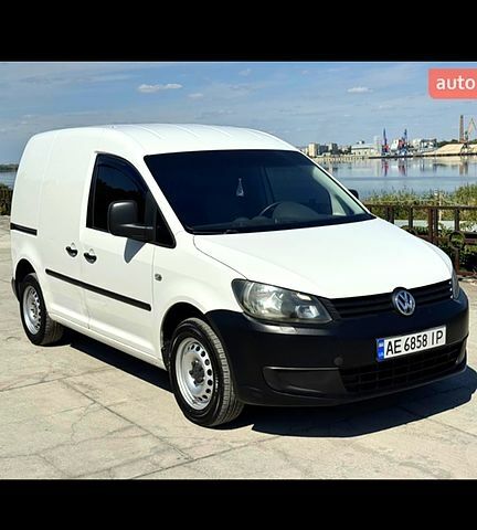 Белый Фольксваген Кадди, объемом двигателя 1.6 л и пробегом 287 тыс. км за 7200 $, фото 1 на Automoto.ua