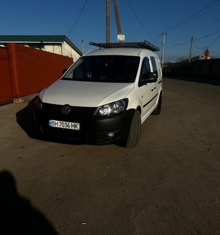 Белый Фольксваген Кадди, объемом двигателя 1.6 л и пробегом 284 тыс. км за 10800 $, фото 1 на Automoto.ua