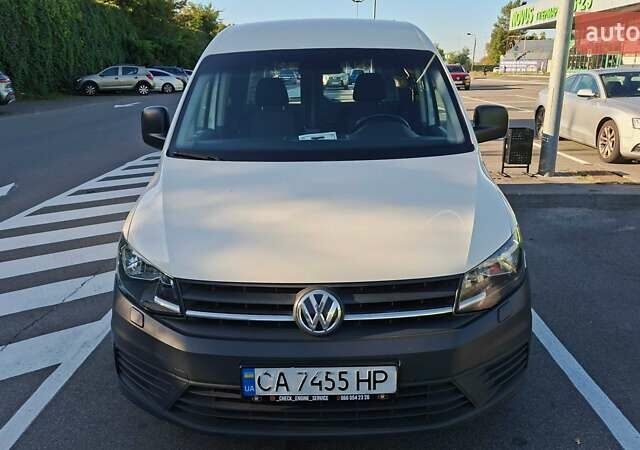 Белый Фольксваген Кадди, объемом двигателя 2 л и пробегом 275 тыс. км за 9500 $, фото 1 на Automoto.ua