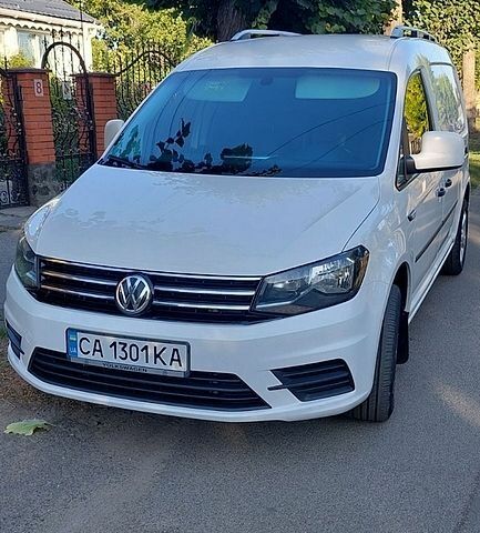 Білий Фольксваген Кадді, об'ємом двигуна 1.97 л та пробігом 226 тис. км за 16450 $, фото 1 на Automoto.ua