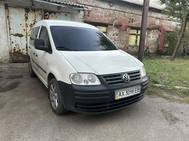 Білий Фольксваген Кадді, об'ємом двигуна 1.9 л та пробігом 120 тис. км за 5510 $, фото 1 на Automoto.ua