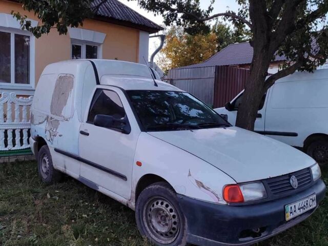 Белый Фольксваген Кадди, объемом двигателя 1.9 л и пробегом 500 тыс. км за 1900 $, фото 1 на Automoto.ua