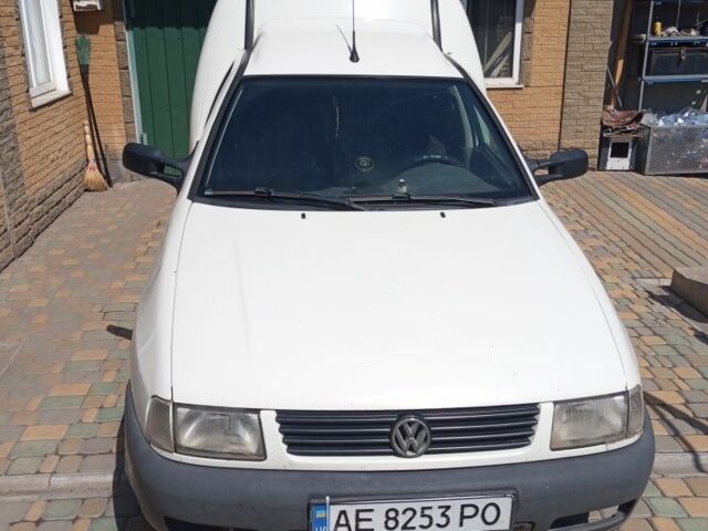 Белый Фольксваген Кадди, объемом двигателя 1.9 л и пробегом 450 тыс. км за 1600 $, фото 1 на Automoto.ua