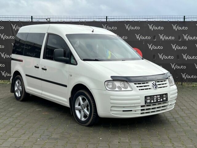 Белый Фольксваген Кадди, объемом двигателя 2 л и пробегом 212 тыс. км за 4700 $, фото 1 на Automoto.ua