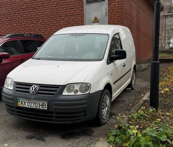 Белый Фольксваген Кадди, объемом двигателя 1.4 л и пробегом 300 тыс. км за 3200 $, фото 1 на Automoto.ua
