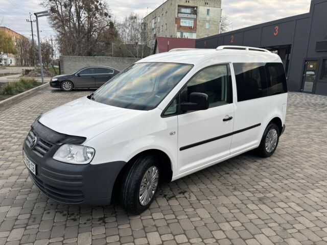 Белый Фольксваген Кадди, объемом двигателя 1.9 л и пробегом 228 тыс. км за 7000 $, фото 1 на Automoto.ua