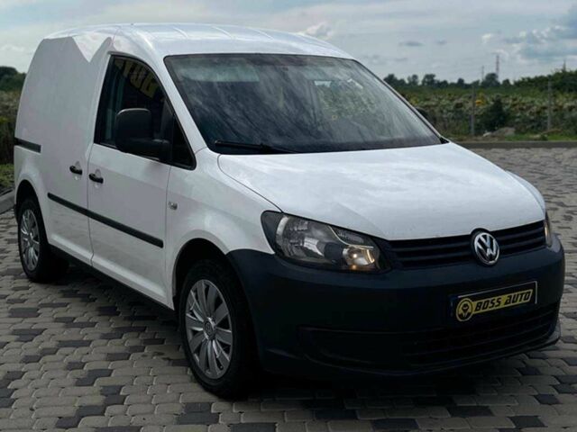 Белый Фольксваген Кадди, объемом двигателя 1.6 л и пробегом 391 тыс. км за 7200 $, фото 1 на Automoto.ua