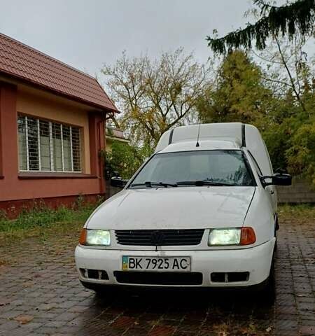 Белый Фольксваген Кадди, объемом двигателя 0 л и пробегом 427 тыс. км за 1350 $, фото 1 на Automoto.ua