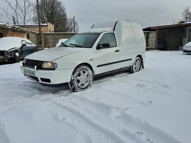 Белый Фольксваген Кадди, объемом двигателя 1.9 л и пробегом 298 тыс. км за 1550 $, фото 1 на Automoto.ua