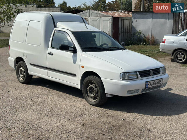 Белый Фольксваген Кадди, объемом двигателя 1.9 л и пробегом 200 тыс. км за 2400 $, фото 1 на Automoto.ua