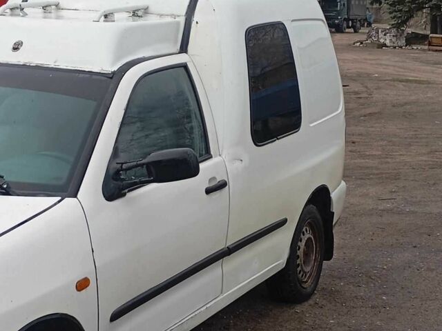 Белый Фольксваген Кадди, объемом двигателя 1.9 л и пробегом 1 тыс. км за 1500 $, фото 1 на Automoto.ua