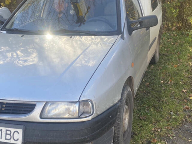 Білий Фольксваген Кадді, об'ємом двигуна 1.4 л та пробігом 278 тис. км за 1700 $, фото 1 на Automoto.ua