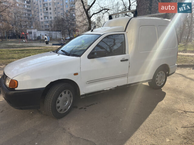 Белый Фольксваген Кадди, объемом двигателя 1.4 л и пробегом 118 тыс. км за 1600 $, фото 1 на Automoto.ua