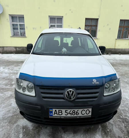 Белый Фольксваген Кадди, объемом двигателя 1.9 л и пробегом 266 тыс. км за 5000 $, фото 1 на Automoto.ua