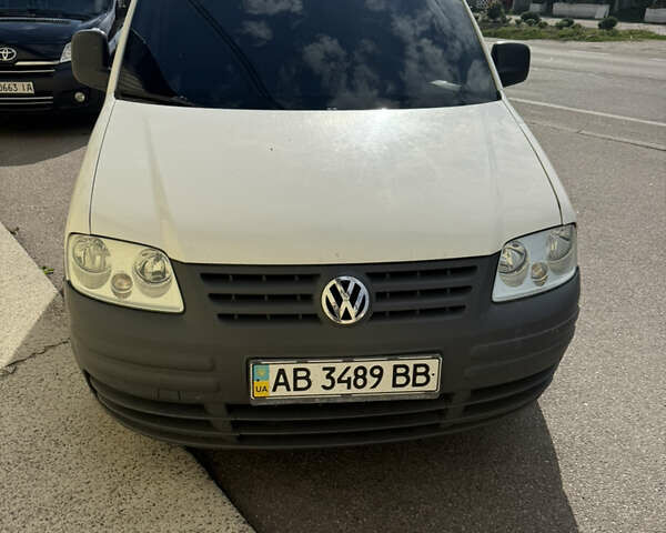 Білий Фольксваген Кадді, об'ємом двигуна 2 л та пробігом 230 тис. км за 3950 $, фото 1 на Automoto.ua