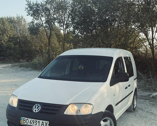 Білий Фольксваген Кадді, об'ємом двигуна 2 л та пробігом 323 тис. км за 4650 $, фото 1 на Automoto.ua
