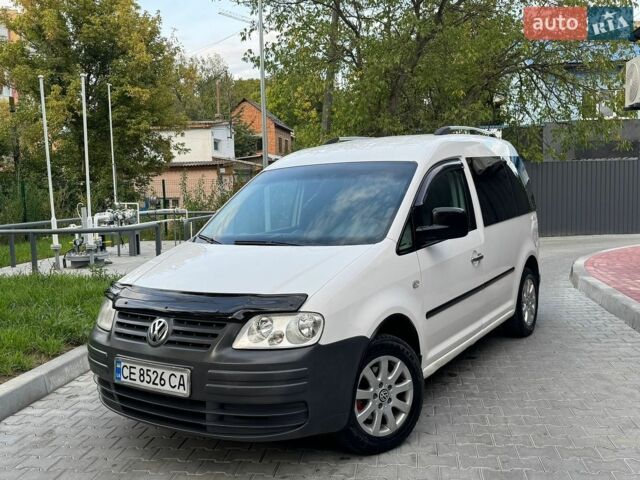 Белый Фольксваген Кадди, объемом двигателя 1.96 л и пробегом 340 тыс. км за 4200 $, фото 1 на Automoto.ua