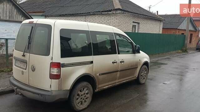 Белый Фольксваген Кадди, объемом двигателя 2 л и пробегом 260 тыс. км за 5299 $, фото 1 на Automoto.ua