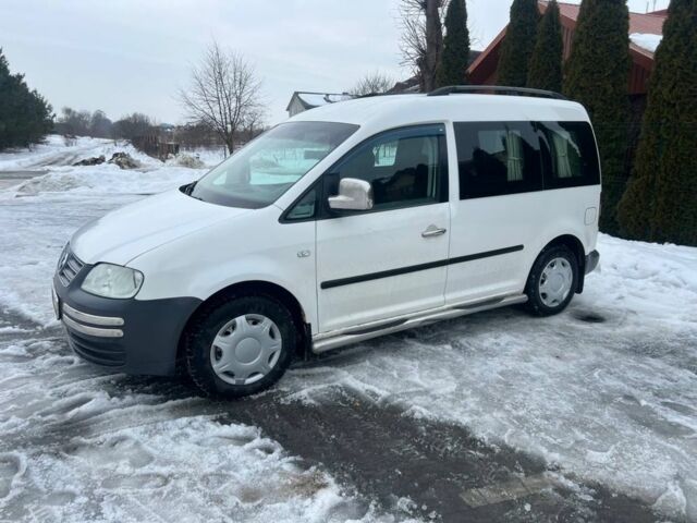 Белый Фольксваген Кадди, объемом двигателя 1.9 л и пробегом 300 тыс. км за 4900 $, фото 1 на Automoto.ua