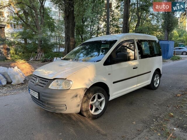 Білий Фольксваген Кадді, об'ємом двигуна 1.97 л та пробігом 300 тис. км за 2800 $, фото 1 на Automoto.ua