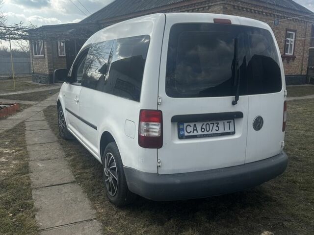 Білий Фольксваген Кадді, об'ємом двигуна 2 л та пробігом 362 тис. км за 4850 $, фото 1 на Automoto.ua