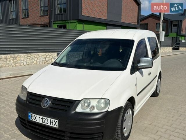 Білий Фольксваген Кадді, об'ємом двигуна 1.9 л та пробігом 425 тис. км за 4950 $, фото 1 на Automoto.ua