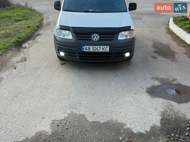 Білий Фольксваген Кадді, об'ємом двигуна 2 л та пробігом 420 тис. км за 5200 $, фото 1 на Automoto.ua
