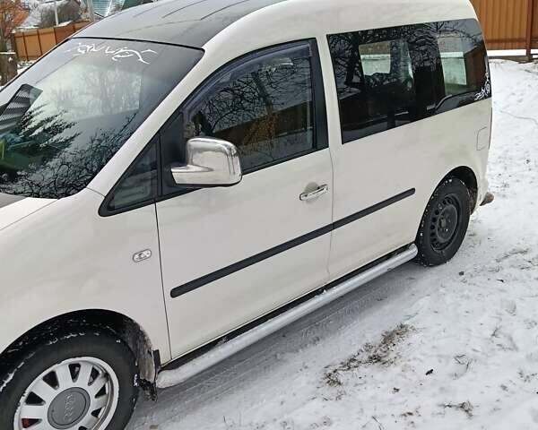 Білий Фольксваген Кадді, об'ємом двигуна 2 л та пробігом 340 тис. км за 4700 $, фото 1 на Automoto.ua