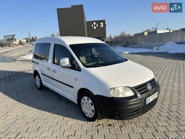 Белый Фольксваген Кадди, объемом двигателя 1.9 л и пробегом 413 тыс. км за 4999 $, фото 1 на Automoto.ua