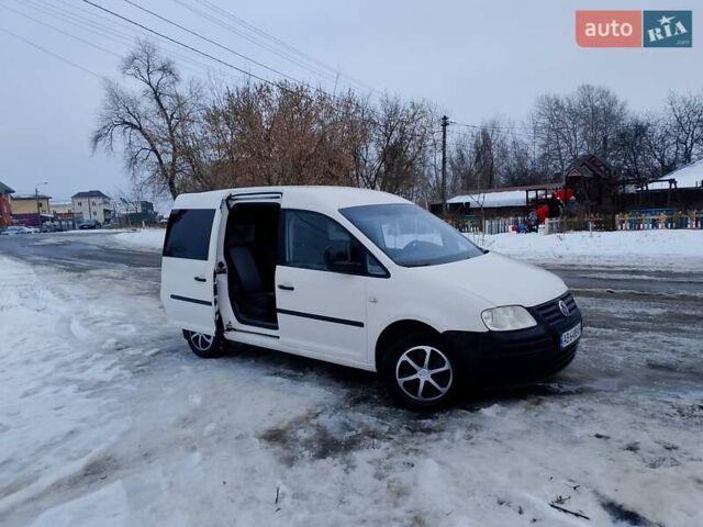 Білий Фольксваген Кадді, об'ємом двигуна 1.97 л та пробігом 380 тис. км за 5000 $, фото 1 на Automoto.ua