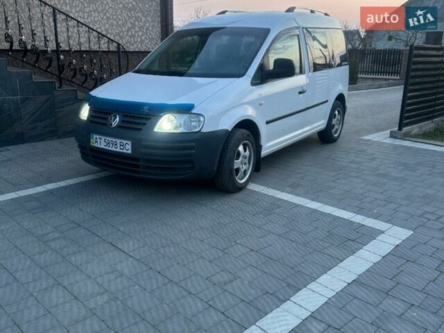 Білий Фольксваген Кадді, об'ємом двигуна 1.9 л та пробігом 290 тис. км за 5700 $, фото 1 на Automoto.ua