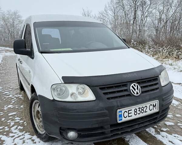 Белый Фольксваген Кадди, объемом двигателя 1.97 л и пробегом 345 тыс. км за 4800 $, фото 1 на Automoto.ua