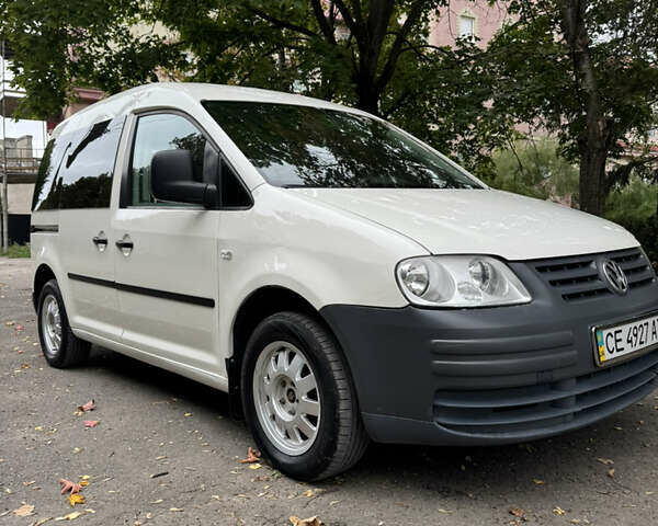 Белый Фольксваген Кадди, объемом двигателя 1.97 л и пробегом 405 тыс. км за 4950 $, фото 1 на Automoto.ua