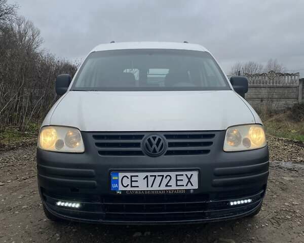 Белый Фольксваген Кадди, объемом двигателя 1.9 л и пробегом 306 тыс. км за 5700 $, фото 1 на Automoto.ua