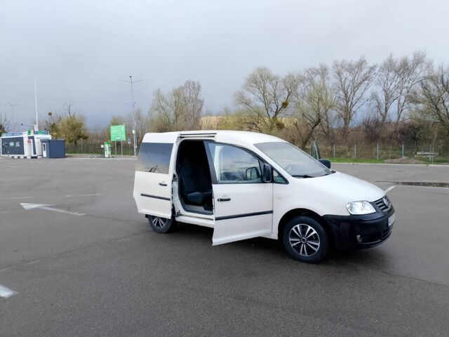 Білий Фольксваген Кадді, об'ємом двигуна 2 л та пробігом 390 тис. км за 5000 $, фото 1 на Automoto.ua