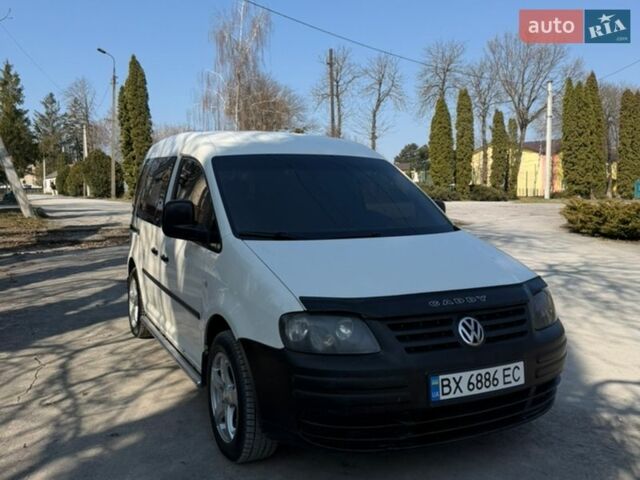 Белый Фольксваген Кадди, объемом двигателя 1.97 л и пробегом 293 тыс. км за 6199 $, фото 1 на Automoto.ua