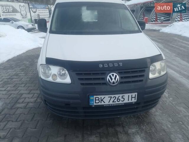 Белый Фольксваген Кадди, объемом двигателя 1.9 л и пробегом 270 тыс. км за 5200 $, фото 1 на Automoto.ua