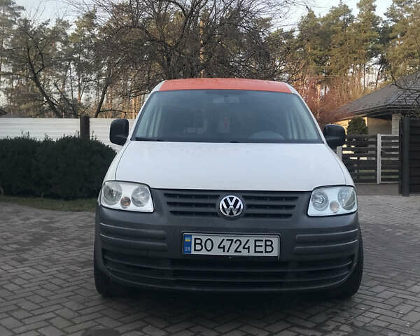 Белый Фольксваген Кадди, объемом двигателя 1.97 л и пробегом 170 тыс. км за 6200 $, фото 1 на Automoto.ua