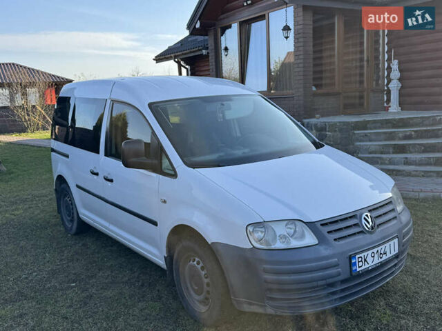 Белый Фольксваген Кадди, объемом двигателя 1.97 л и пробегом 250 тыс. км за 5500 $, фото 1 на Automoto.ua