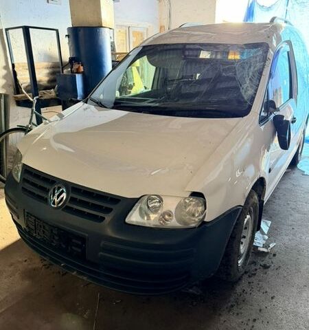 Білий Фольксваген Кадді, об'ємом двигуна 2 л та пробігом 300 тис. км за 2500 $, фото 1 на Automoto.ua