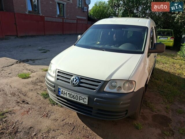 Білий Фольксваген Кадді, об'ємом двигуна 1.97 л та пробігом 410 тис. км за 6000 $, фото 1 на Automoto.ua